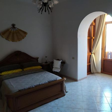 Dimora Letizia -Apartment Procida Eksteriør billede