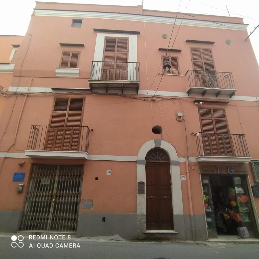 Dimora Letizia -Apartment Procida Eksteriør billede